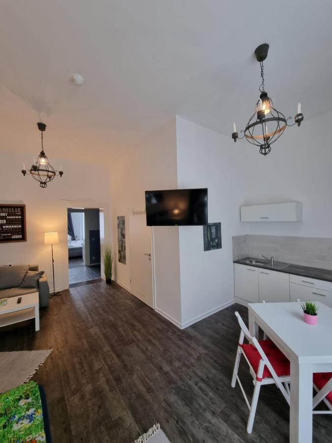 Apartment Zum Falschen Fuenfziger *