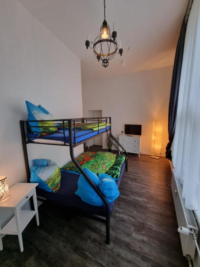Zum Falschen Fuenfziger Apartment